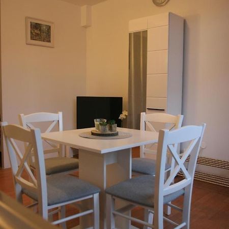Studio Apartman Maria Čavle Екстериор снимка