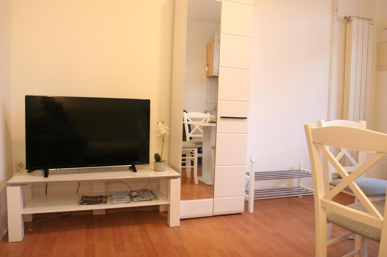 Studio Apartman Maria Čavle Екстериор снимка